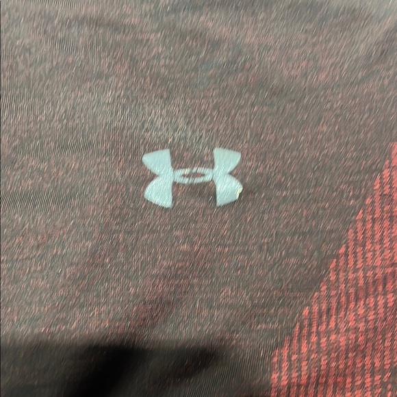 Under Armour Red large Short Sleeve Tee - Picture 5 of 5